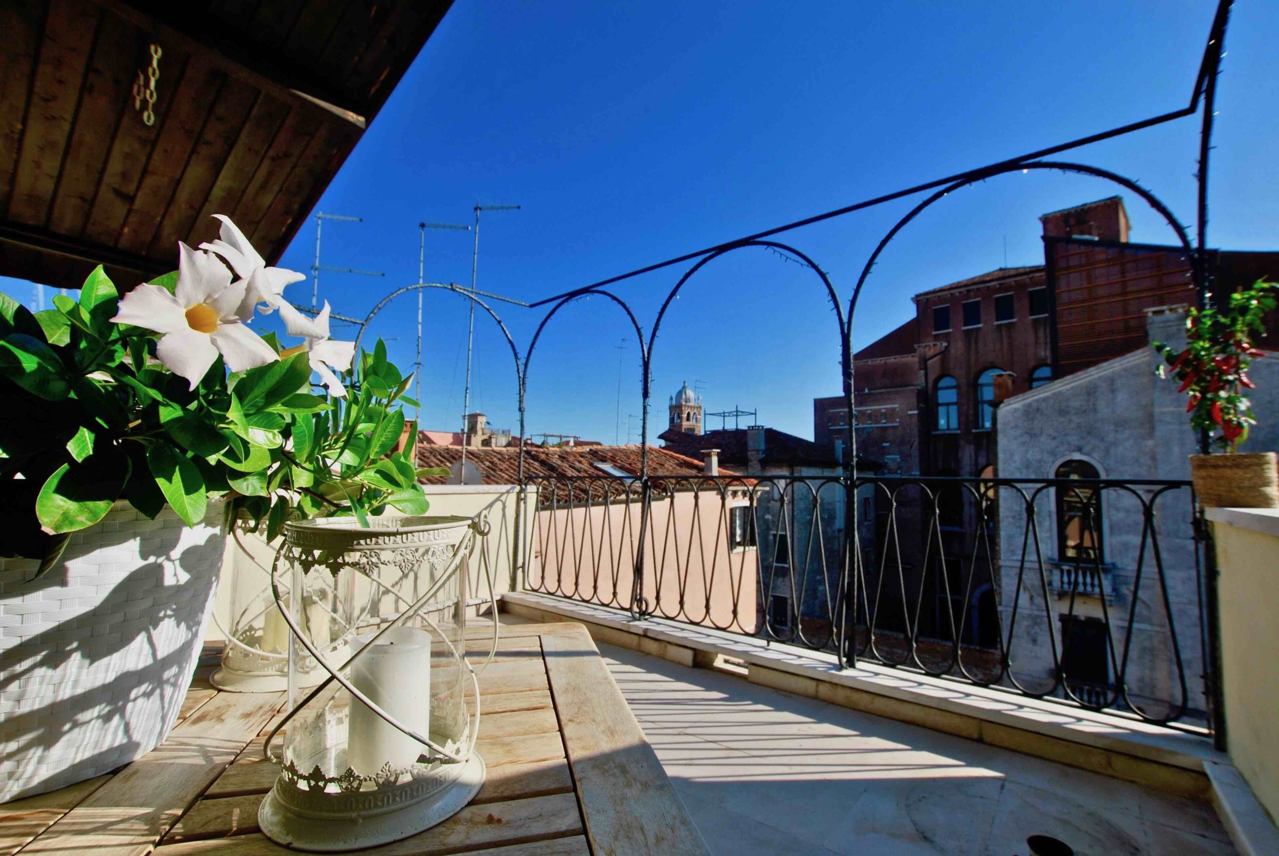 CaMoro Venice Apartment Terrace