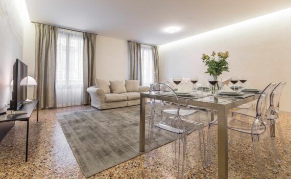 Scaleter Pastry Chef apartment in Palazzo Venice venice2live living