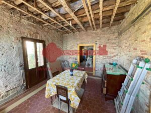 villa for sale Venice pellestrina island layout interiors