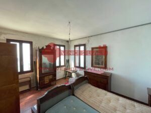 villa for sale Venice pellestrina island interiors
